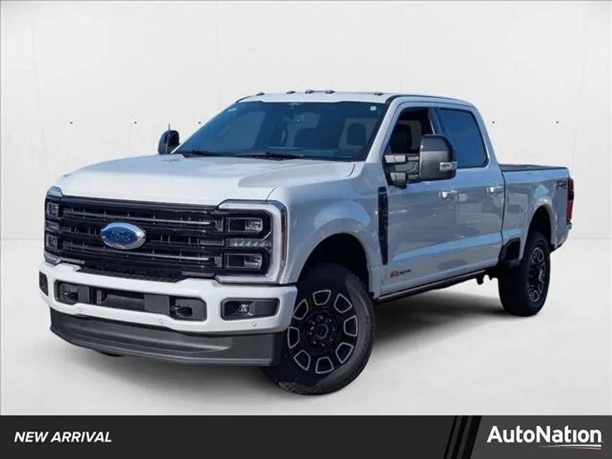 2025 Ford F-350 Platinum photo 1