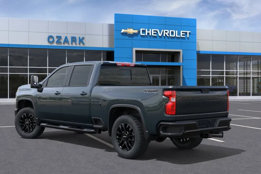 2025 Chevrolet Silverado 3500HD LT photo 1