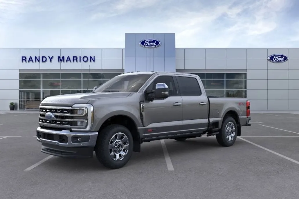 2025 Ford F-250 Lariat photo 1