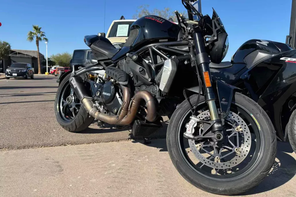 2017 Ducati Monster 1200 R photo 1