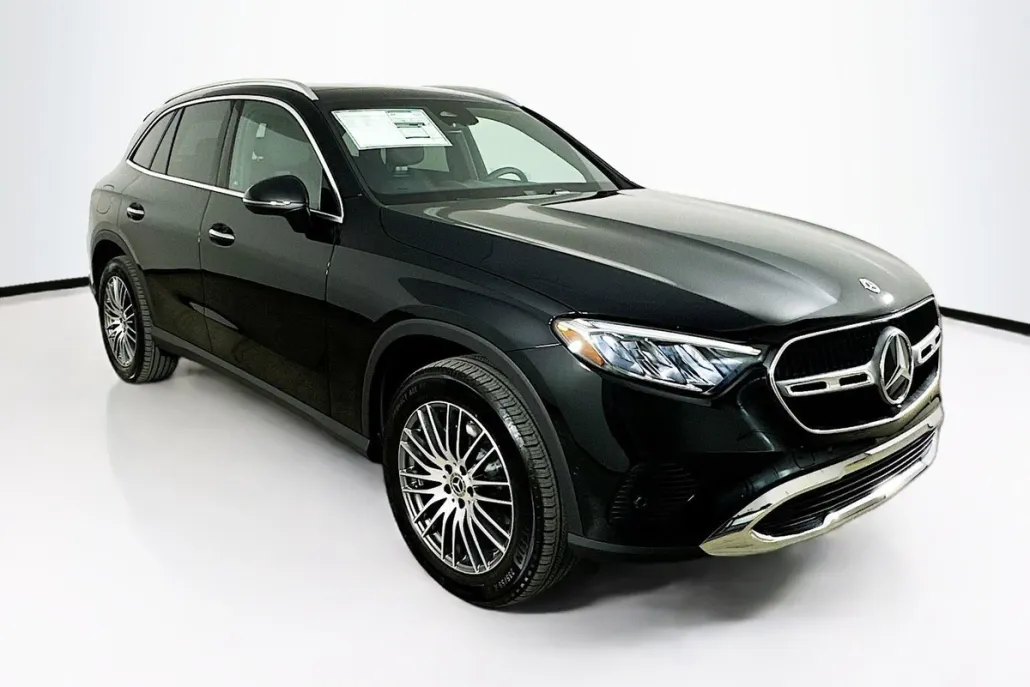 2026 Mercedes Benz GLC 300 4MATIC photo 1
