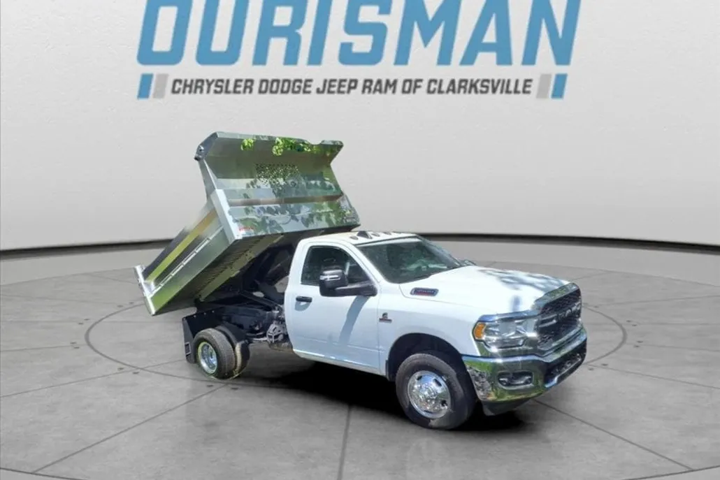 2023 Ram 3500 Tradesman photo 1