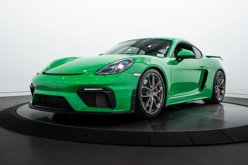 2023 Porsche Cayman GT4 photo 1