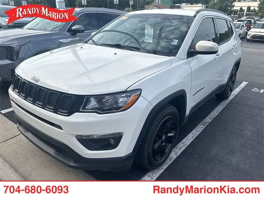 2019 Jeep Compass Latitude photo 1