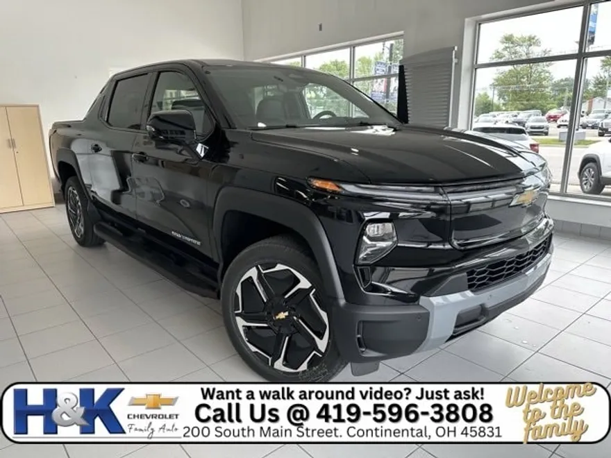 2026 Chevrolet Silverado EV LT photo 1