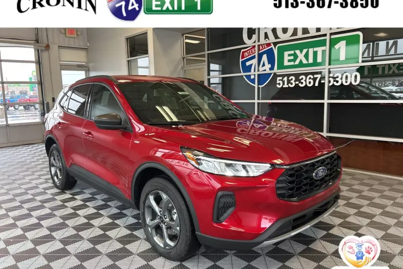 2026 Ford Escape ST-Line photo 1