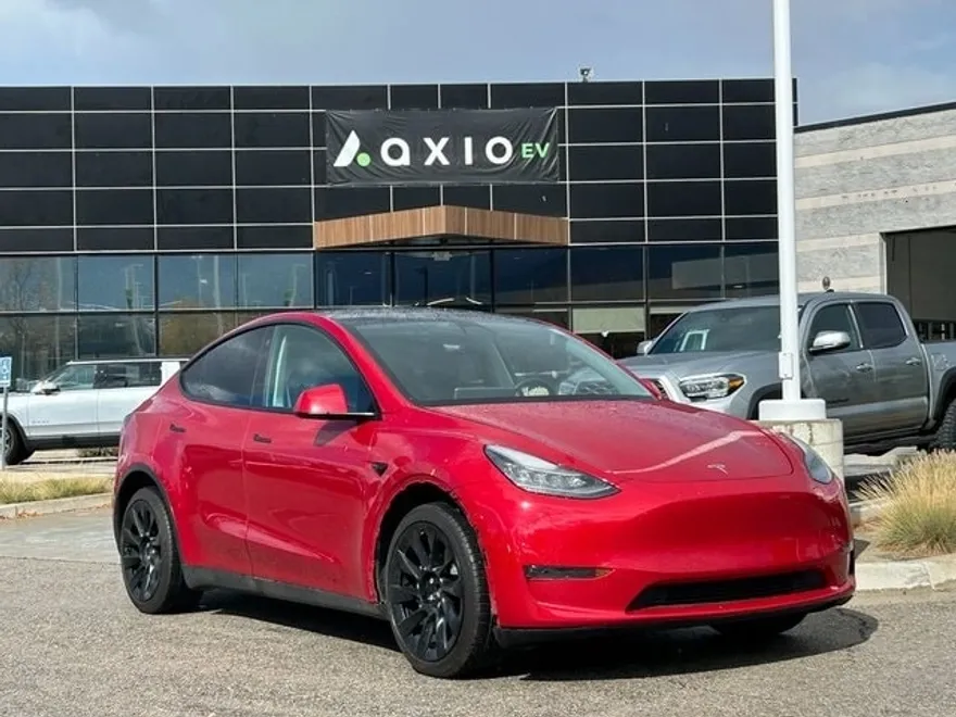 2021 Tesla Model Y Long Range photo 1