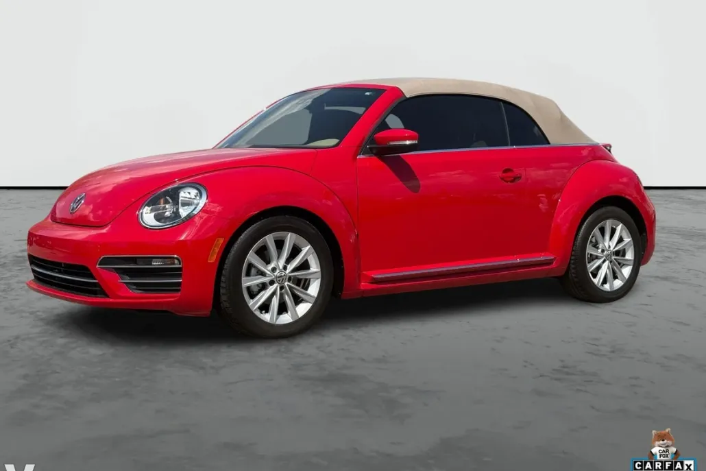 2019 Volkswagen Beetle Convertible S photo 1