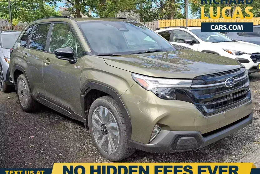 2025 Subaru Forester Touring photo 1