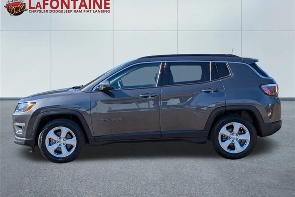 2019 Jeep Compass Latitude photo 1