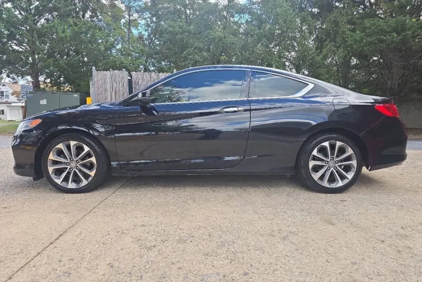 2013 Honda Accord EX-L V6 photo 1