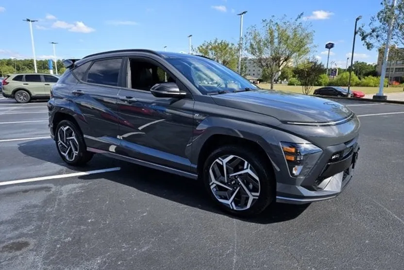 2024 Hyundai Kona N Line photo 1