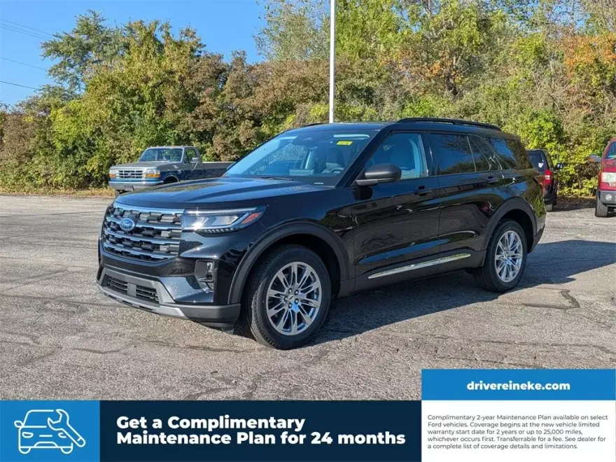 2025 Ford Explorer photo 1