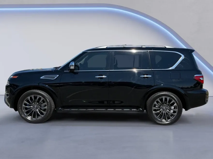 2024 Nissan Armada Platinum photo 1