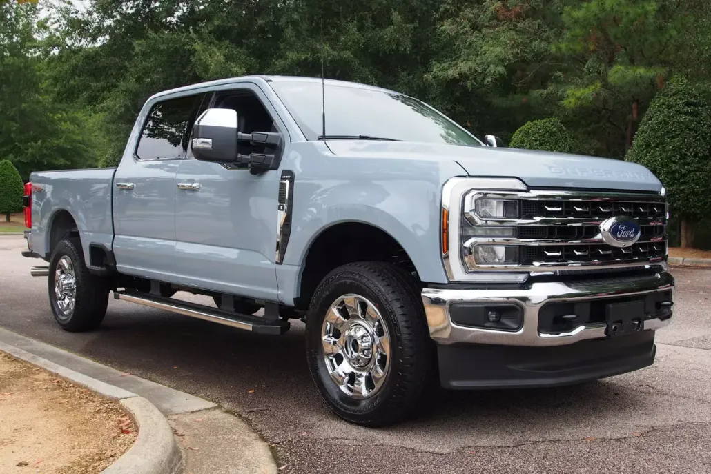 2026 Ford F-250 Lariat photo 1