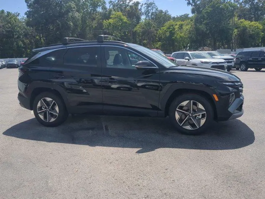 2025 Hyundai Tucson SEL Convenience photo 1