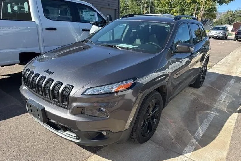 2018 Jeep Cherokee Latitude photo 1