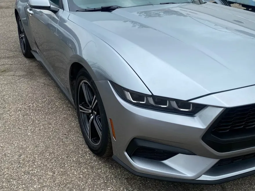 2024 Ford Mustang EcoBoost Premium photo 1