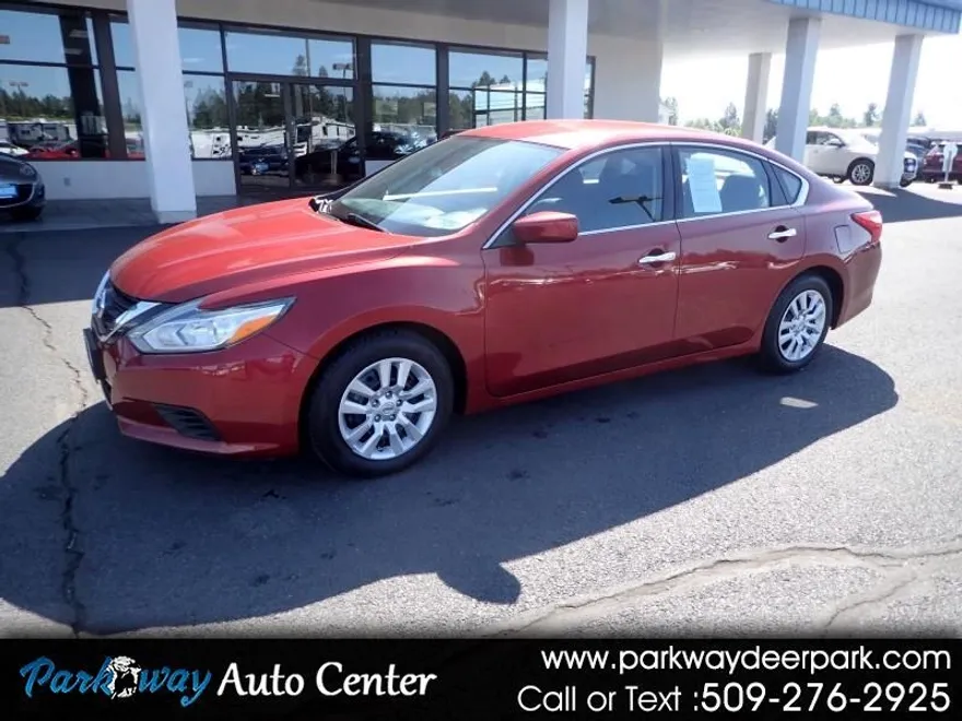 2016 Nissan Altima 2.5 SR photo 1