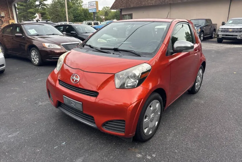 2012 Scion iQ Base photo 1