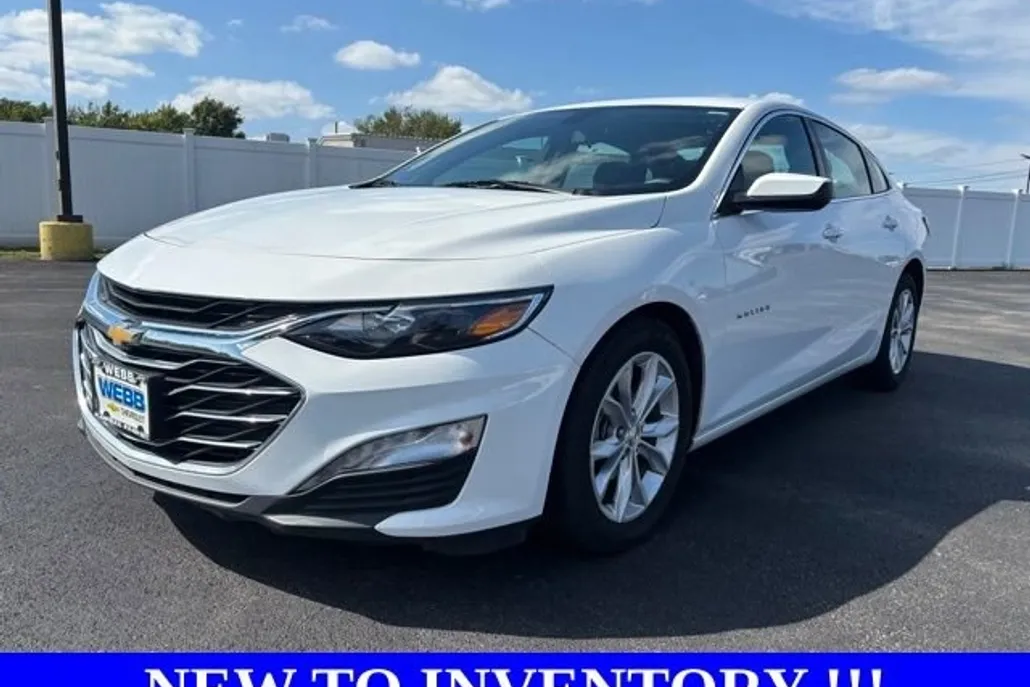 2022 Chevrolet Malibu 1LT photo 1