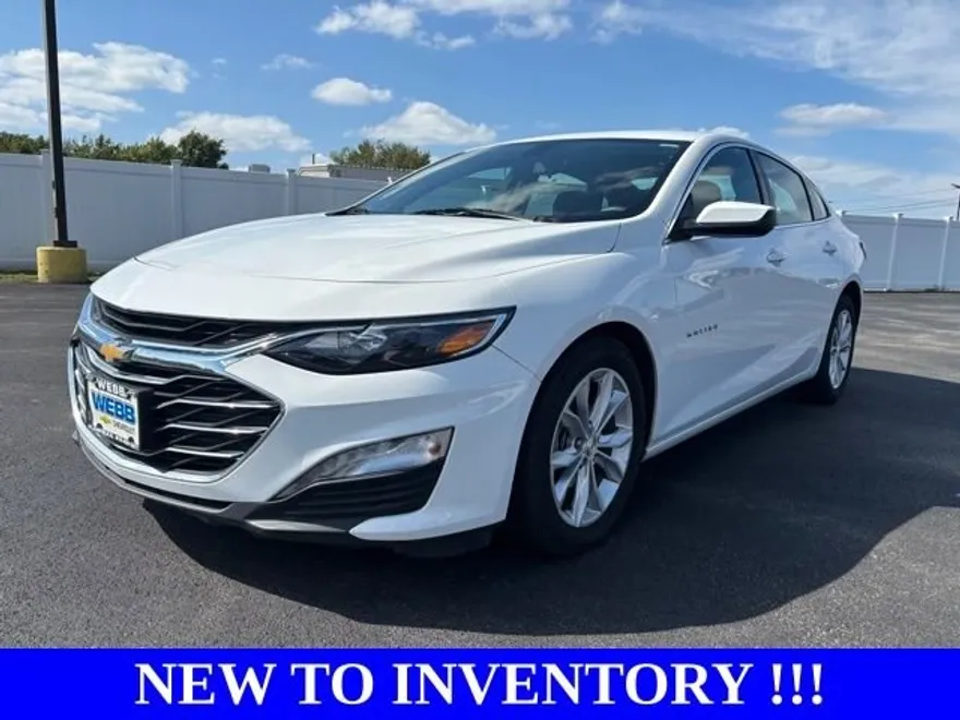 2022 Chevrolet Malibu 1LT photo 1