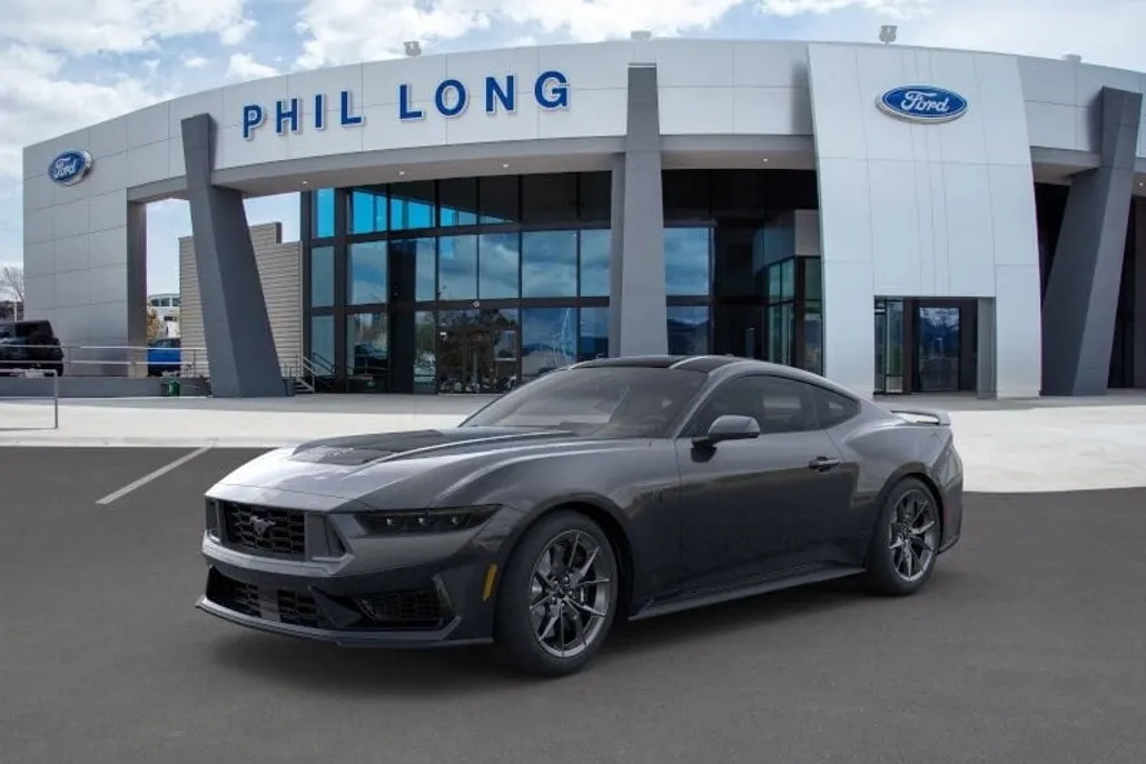 2024 Ford Mustang Dark Horse Deluxe photo 1