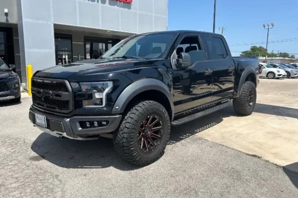 2018 Ford F-150 Raptor photo 1