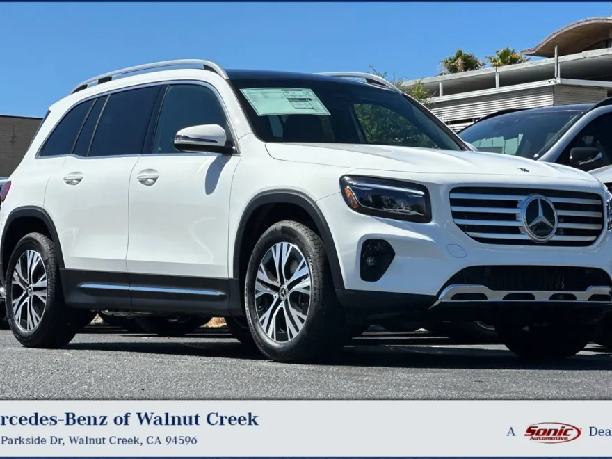 2026 Mercedes Benz GLB 250 photo 1
