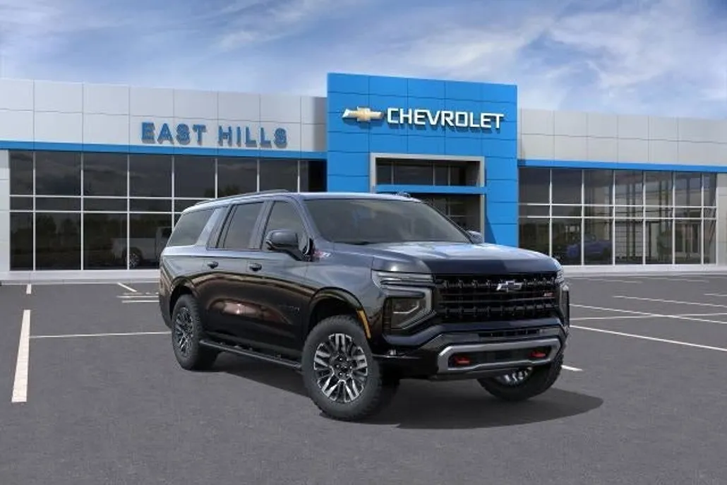 2025 Chevrolet Suburban Z71 photo 1
