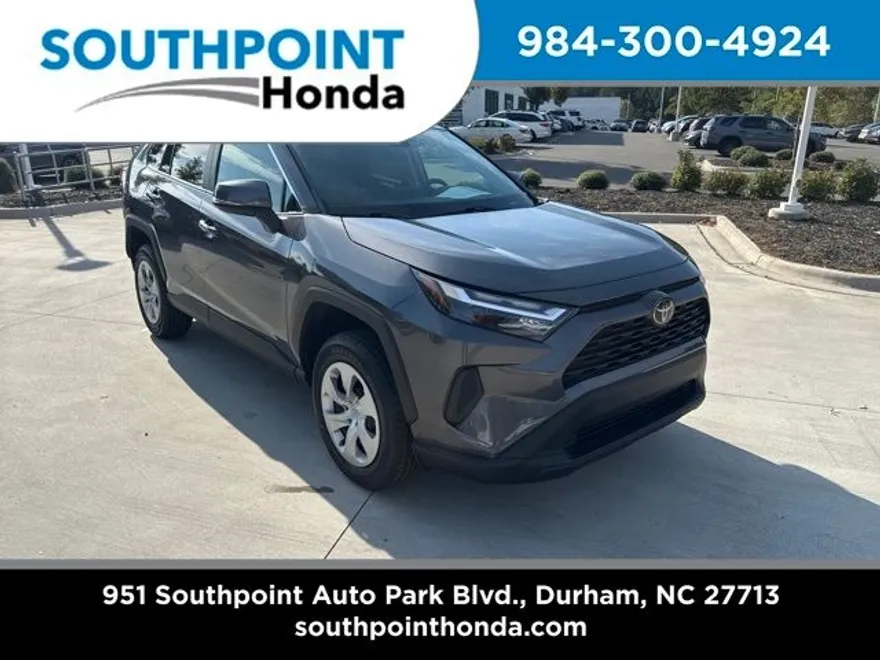 2023 Toyota RAV4 LE photo 1