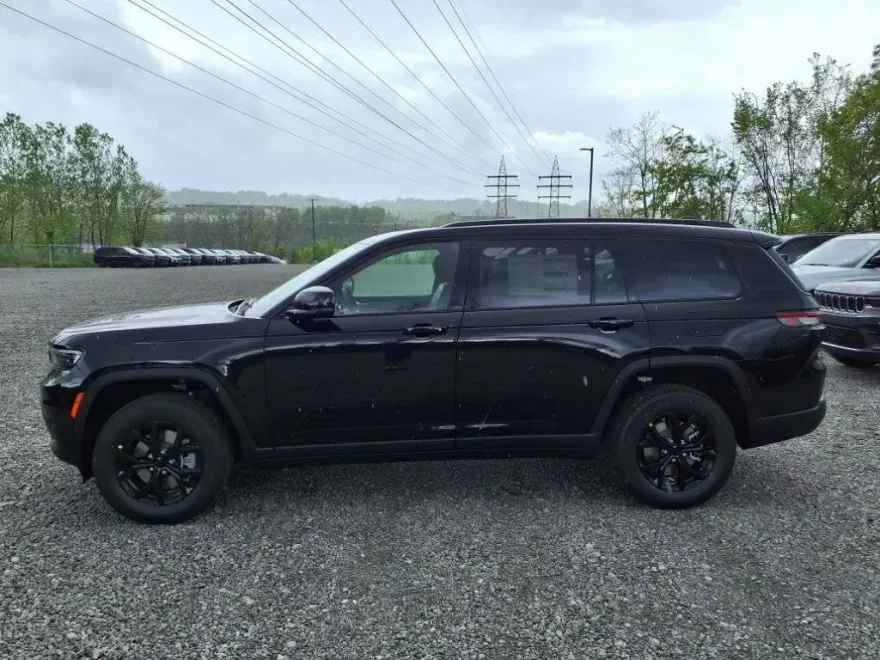 2025 Jeep Grand Cherokee Altitude X photo 1