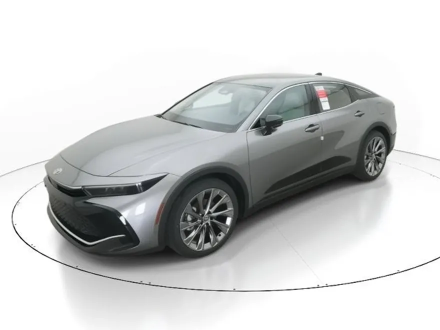 2026 Toyota Crown Limited photo 1