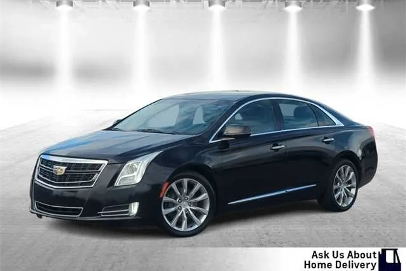 2017 Cadillac XTS Luxury photo 1