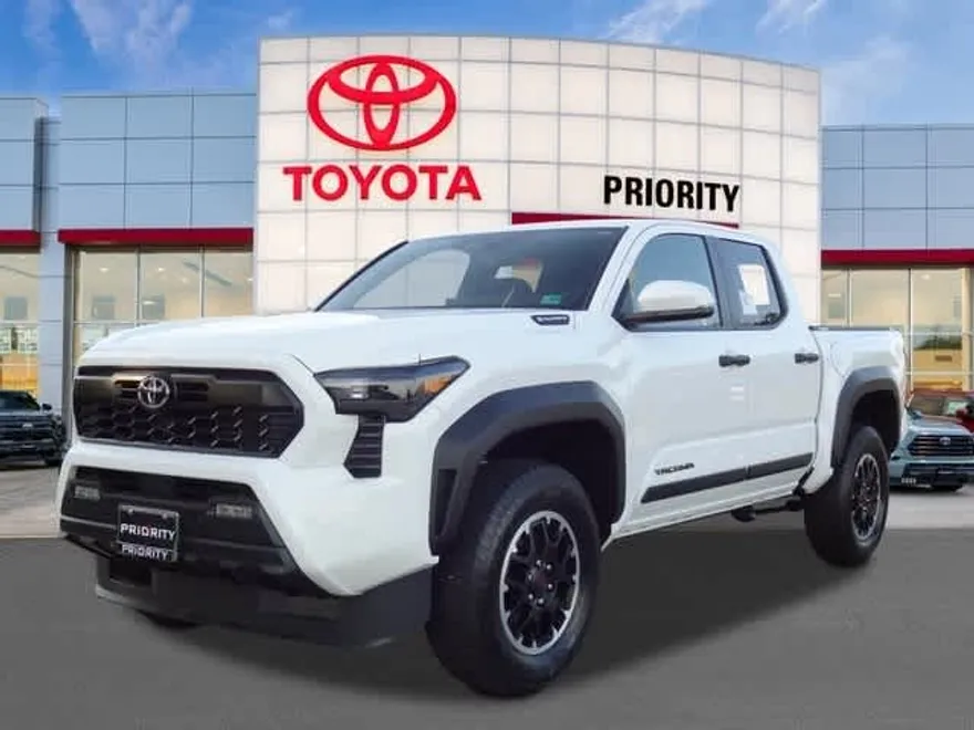 2025 Toyota Tacoma TRD Off-Road photo 1