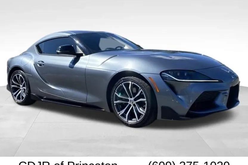 2021 Toyota Supra 2.0 photo 1