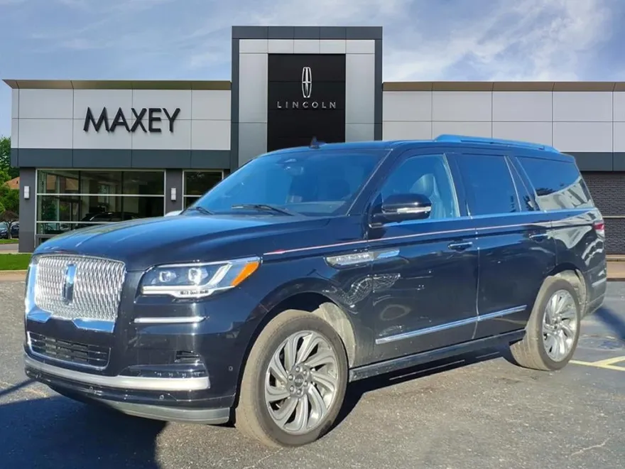 2023 Lincoln Navigator Reserve photo 1