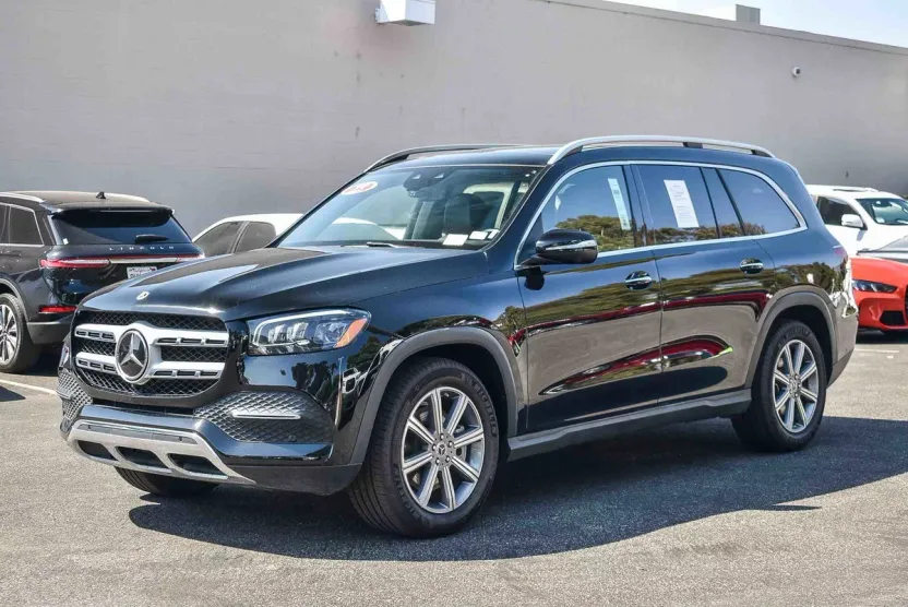 2023 Mercedes Benz GLS 450 4MATIC photo 1