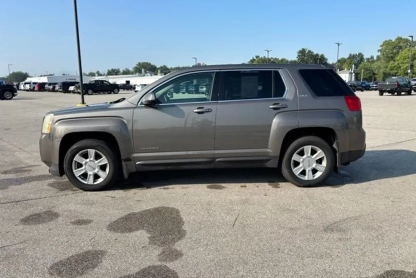 2011 Gmc Terrain SLE photo 1