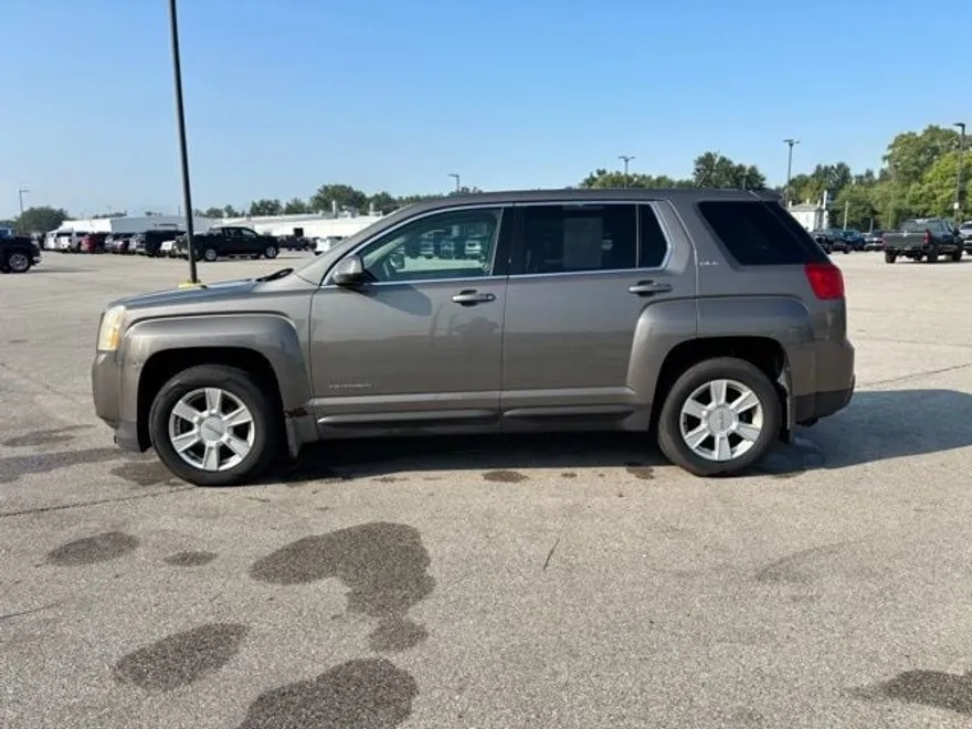 2011 Gmc Terrain SLE photo 1