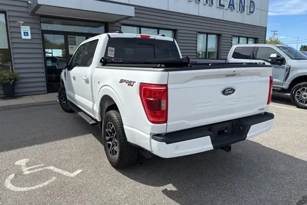 2022 Ford F-150 XLT photo 1