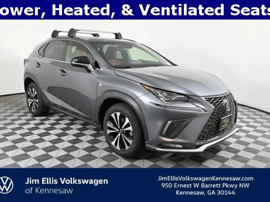 2019 Lexus NX 300 Luxury photo 1