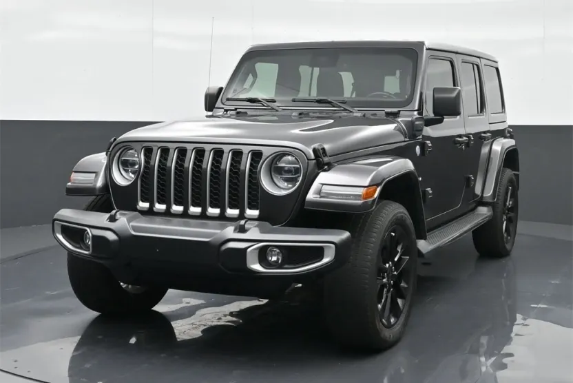 2021 Jeep Wrangler Unlimited Sahara 4xe photo 1