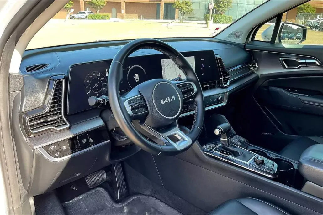 2023 Kia Sportage photo 1