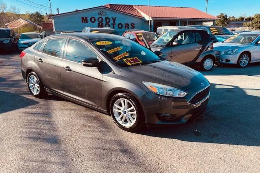2015 Ford Focus SE photo 1