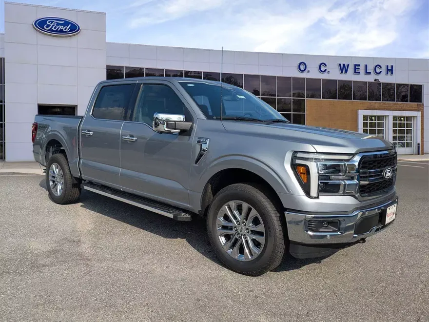 2025 Ford F-150 Lariat photo 1