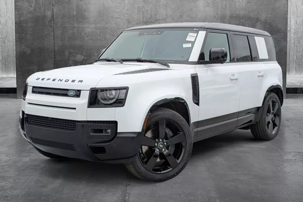 2025 Land Rover Defender 110 X-Dynamic SE photo 1