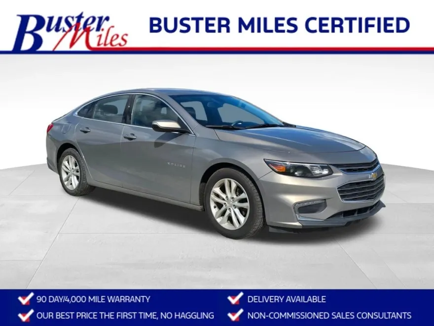 2017 Chevrolet Malibu 1LT photo 1