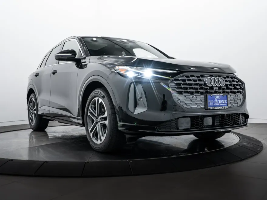 2025 Audi Q5 Premium Prestige photo 1