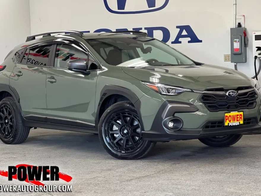 2024 Subaru Crosstrek Limited photo 1